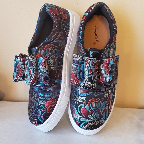🆕️ Qupid~Floral Brocade Bow Slip On Sneakers - Picture 4 of 7